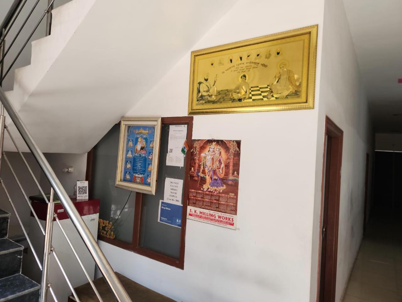 Bed and Breakfast Roop Niwas Амритсар Экстерьер фото